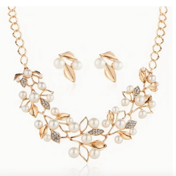 Necklace & Earrings Set - Branch Leaf - Faux Pearls, Gold tone Chain - Picture 2 of 6